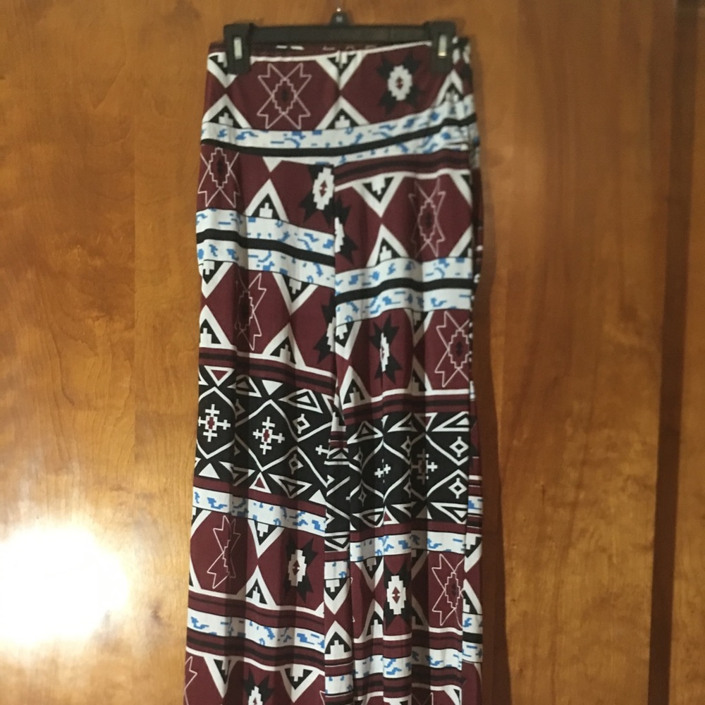 Flowy/flare bottoms